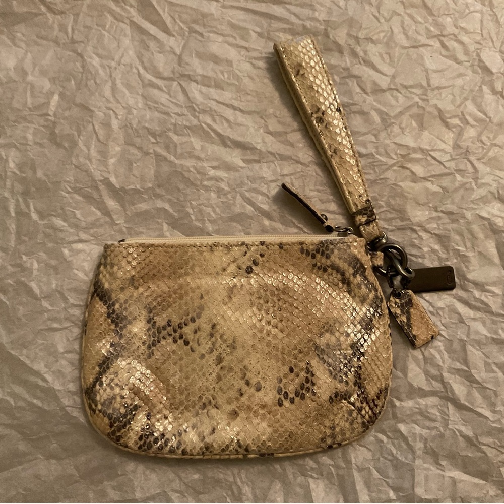 Euc Coach Embossed Python Leather Wristlet Clutch… - image 3